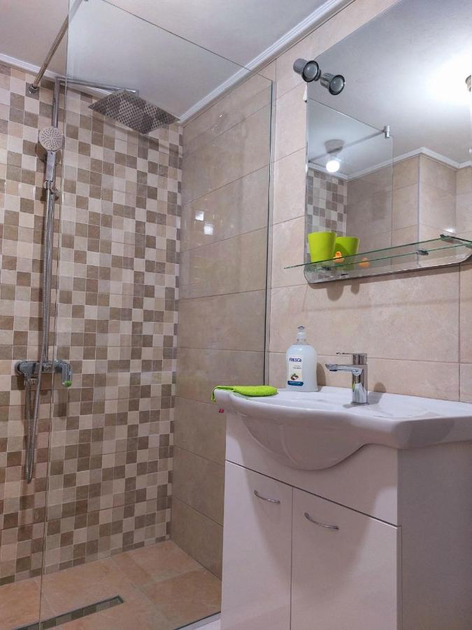Apartman Pavle プルジネ エクステリア 写真