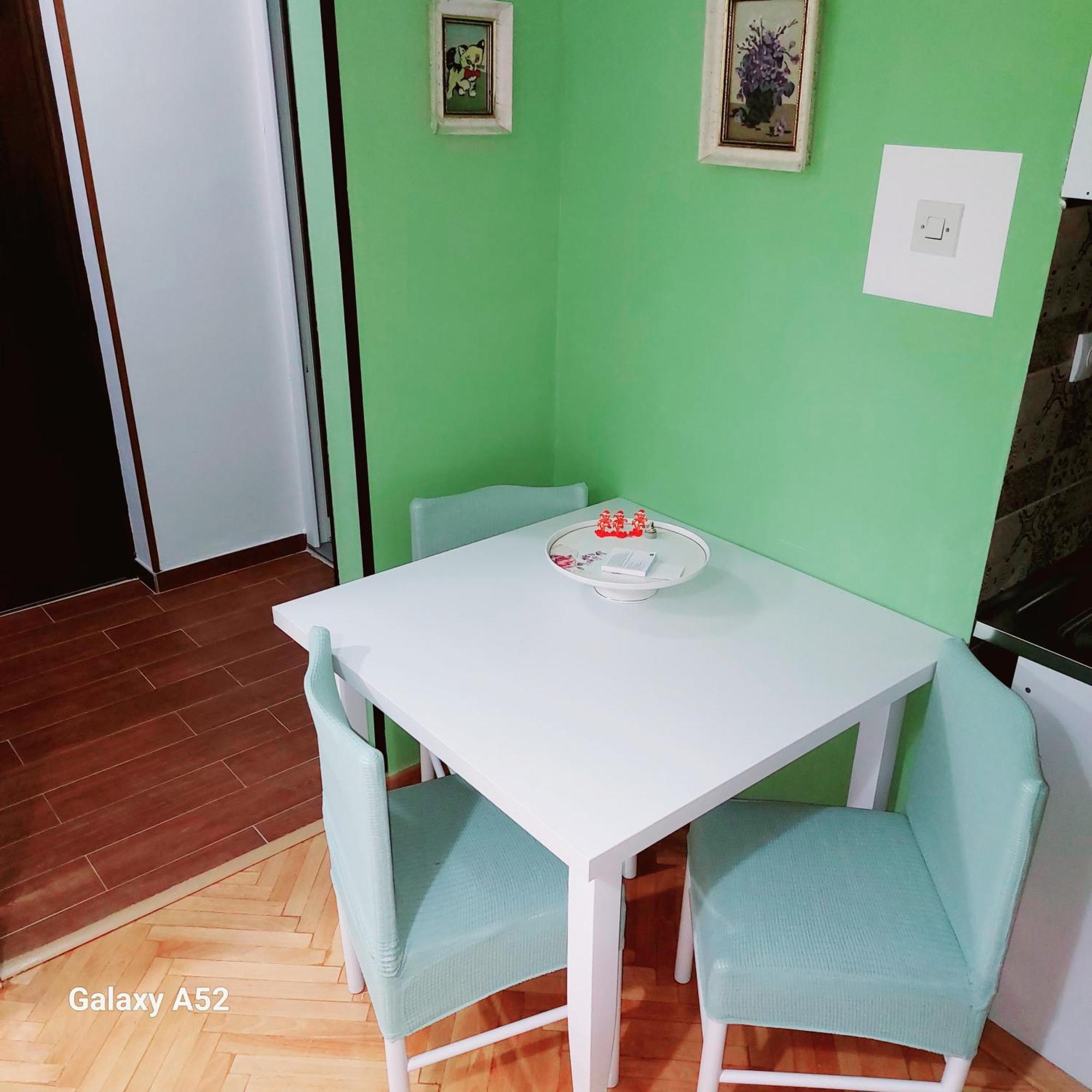 Apartman Pavle プルジネ エクステリア 写真