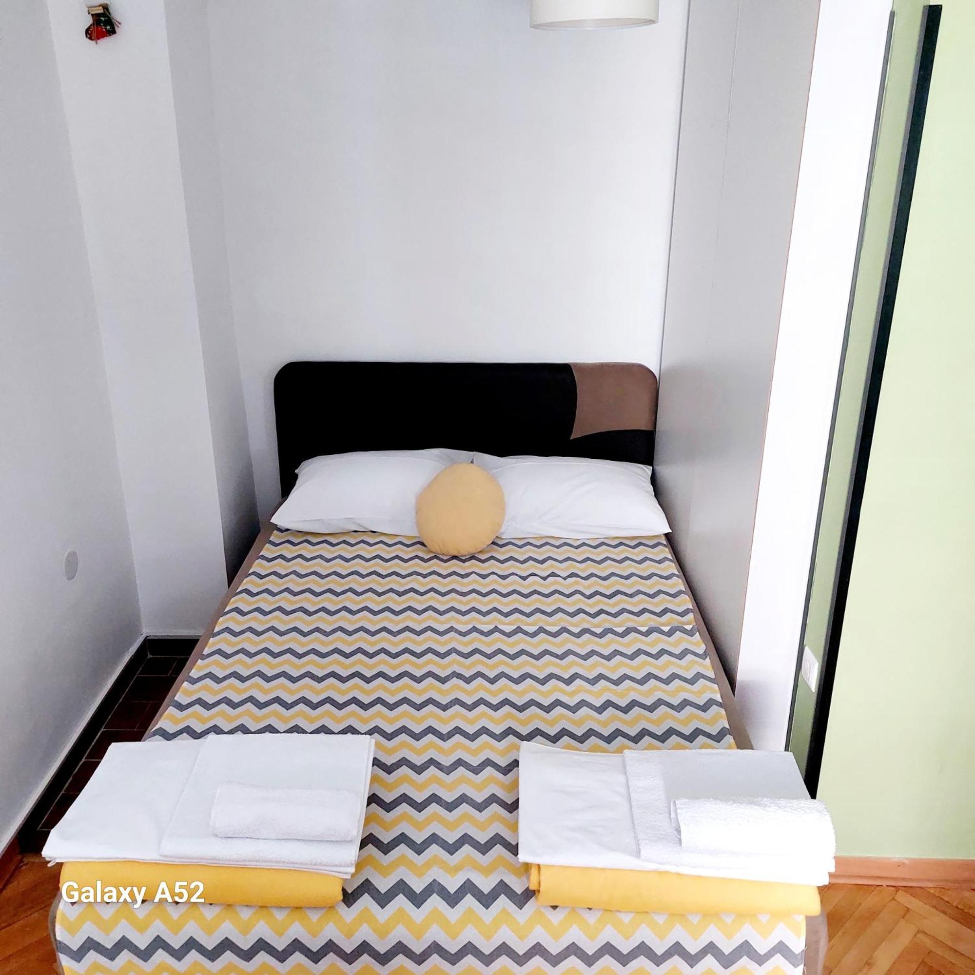 Apartman Pavle プルジネ エクステリア 写真